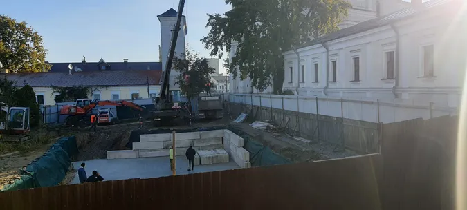 Історичні підземелля залили бетоном