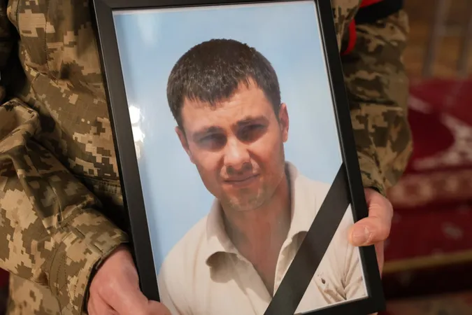 💔У Луцьку провели в останню дорогу Андрія Ющика, який загинув на Донеччині