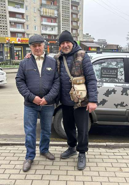 Волинянин передав своє авто для ЗСУ (фото)