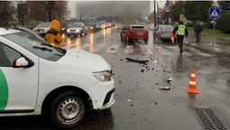 Повідомили деталі ДТП за участю таксі у Луцьку (фото)