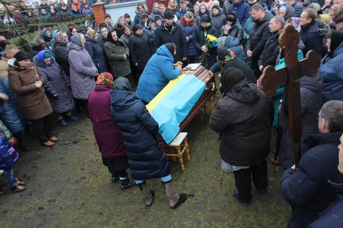 На Волині попрощалися із Героєм Юрієм Панічиком (фото)