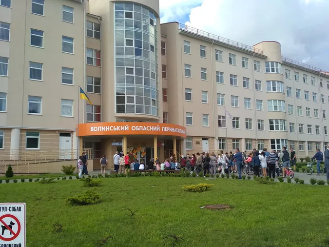 Зеленський відвідав перинатальний центр у Луцьку