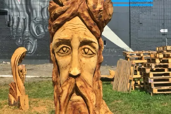 У Луцьку відкриють парк дерев’яних скульптур