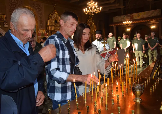 У Луцьку родини загиблих прикордонників отримали відзнаки захисників (фото)