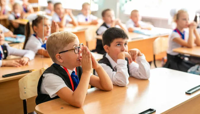 У Луцьку стартував прийом заявок до перших класів: що слід знати батькам?