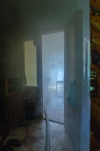 Пожежа в Луцьку: жінка не вимкнула праску й пішла до церкви (фото)