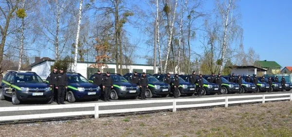 У волинських лісах посилили охорону місць видобутку бурштину (фото)