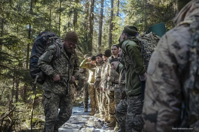 Новобранців «Едельвейсу» вивезли в гори: для чого (фото)