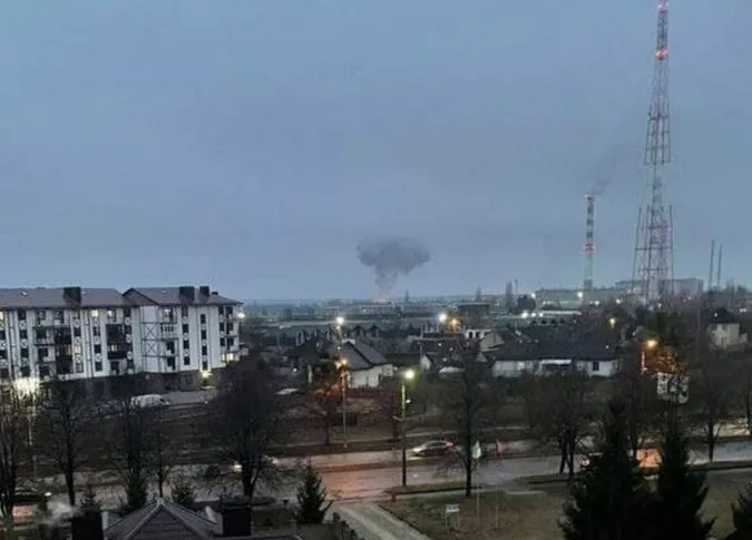 Провокації в Білорусі і вибухи в Західній Україні: як минув ще один день війни