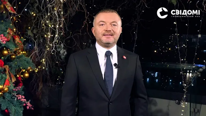 Андрій Покровський та «СВІДОМІ» привітали лучан з Новим роком (відео)