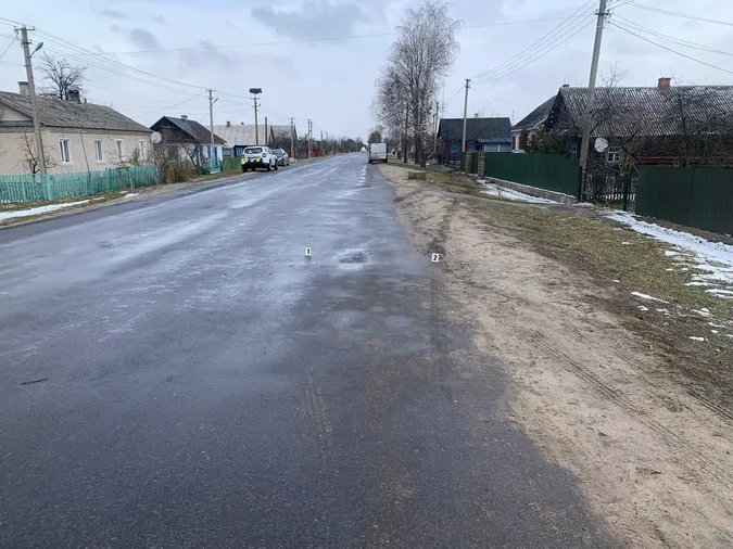 На Волині бус збив 10-річного хлопчика, дитина – у лікарні (фото)