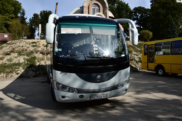 «Богдан»-мільйонник, пандуси та FREE WiFi: у Луцьку інспектували маршрутки