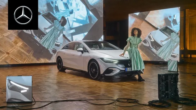 Mercedes опублікував рекламу, яку зняв у Києві (відео)