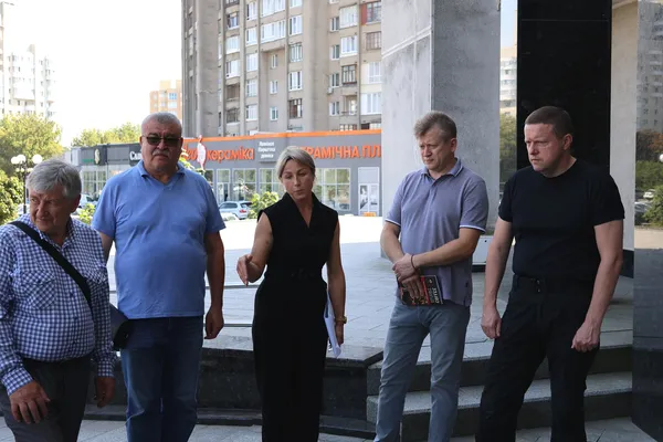 Головна адмінбудівля Волині пройшла тест на безбар'єрність (фото)