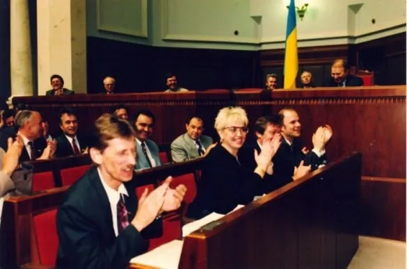 Як «народжувався» основний закон України – Конституція