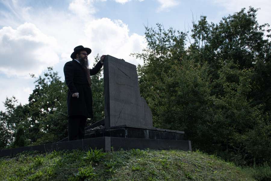 У Луцьку перепоховали останки євреїв (фото)