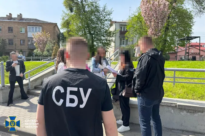 На Волині адвокатка «намутила» схему для ухилянтів