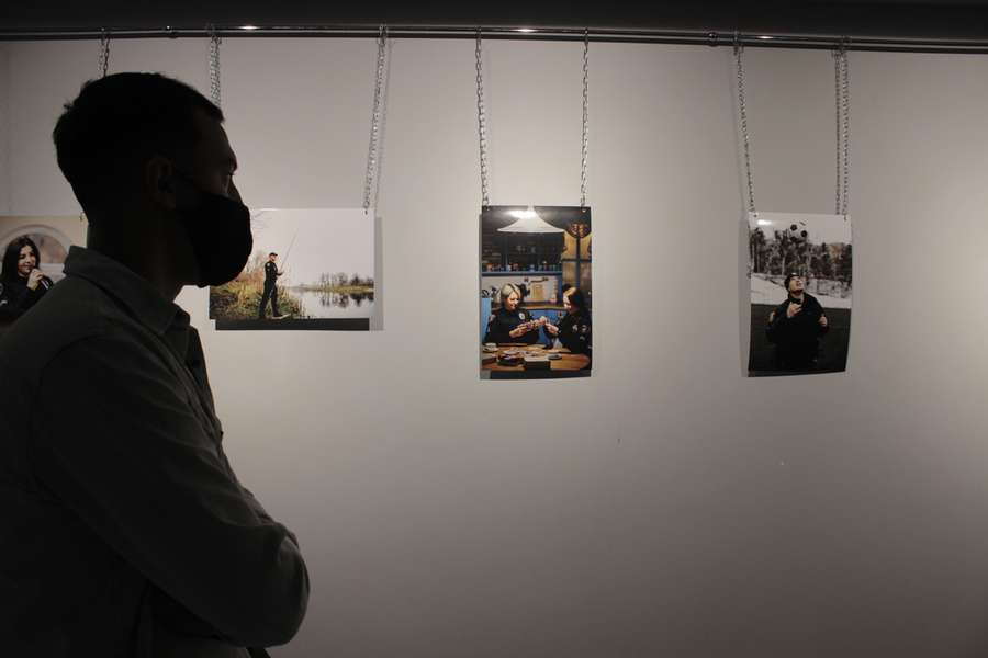 У Луцьку відкрили зворушливу виставку про життя патрульних (фото)