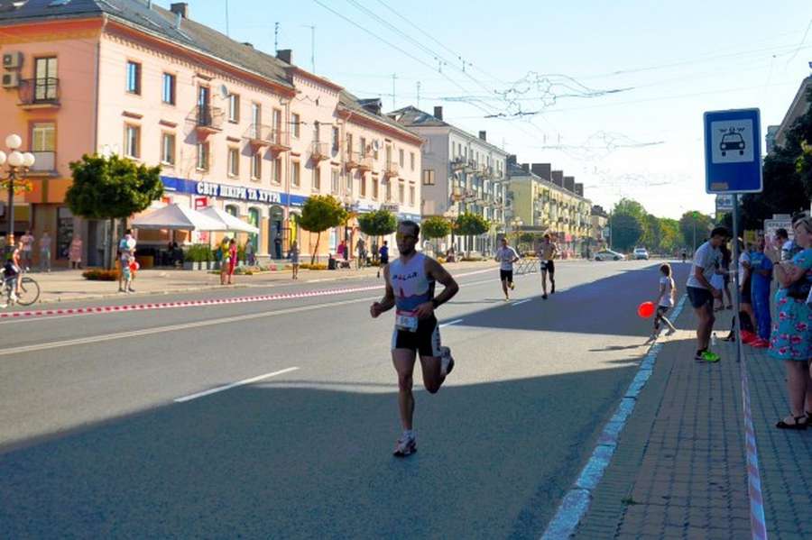 Марафонець із Луцька пробіг 157 кілометрів за добу (фото)