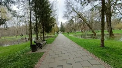У Луцьку затопило чверть території центрального парку (відео)