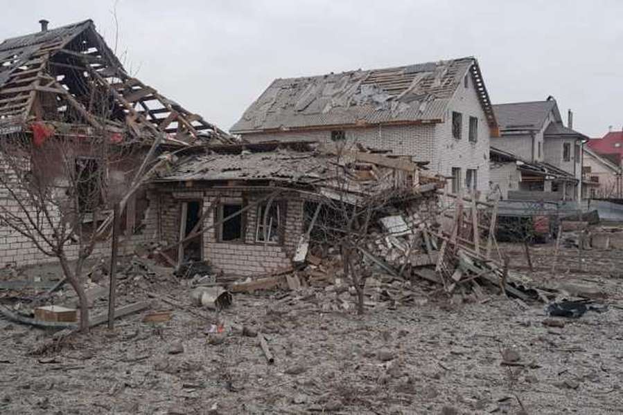 Ракетний удар по Овручу: зруйновано 30 житлових будинків (фото, відео)