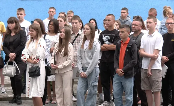 На місяць раніше: у Луцьку один з коледжів  вже почав навчання (фото, відео)