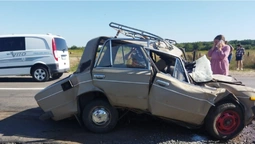 Водія затисло в авто: повідомили деталі смертельної аварії на Волині (фото)