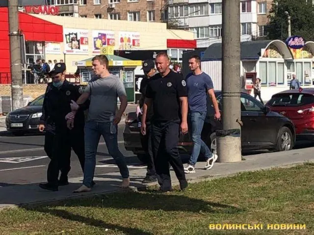 У Луцьку із зали суду намагався втекти підозрюваний