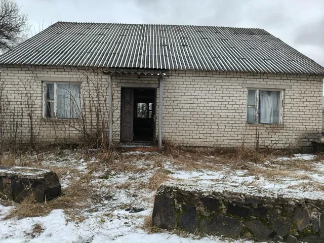 На Волині виставили на продаж три будівлі колишніх ФАПів: де саме та за скільки (фото)
