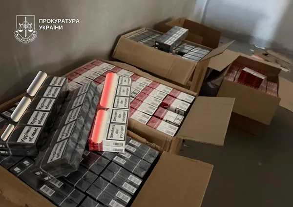 Хотів зробити бізнес: судитимуть волинянина, який купив в інтернеті 8,5 тис пачок цигарок