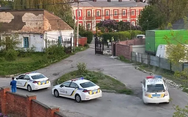 У Луцьку біля семінарії УПЦ «МП» – стрілянина (фото)