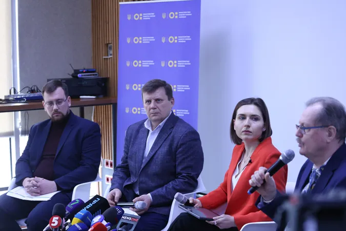 Як Міносвіти покращуватиме якість шкільних підручників
