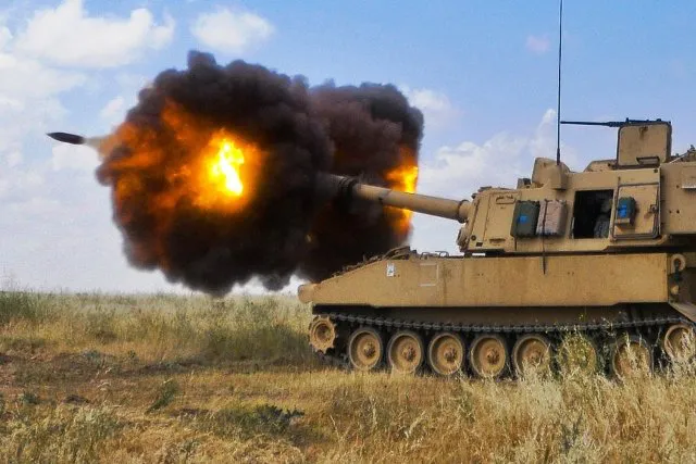 США нададуть Україні артилерію та інше озброєння