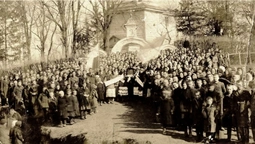 З портретом і жовто-блакитним прапором: Шевченківські дні біля Луцька майже 90 років тому (фото)