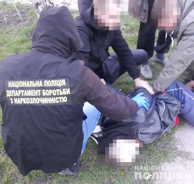 У Володимирі затримали досвідченого наркоторгівця (фото)
