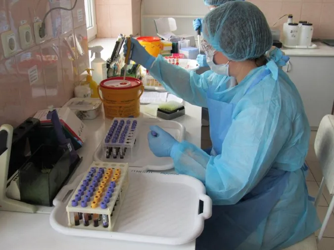 Вакцина від COVID-19 : повідомляють про успіхи в лікуванні
