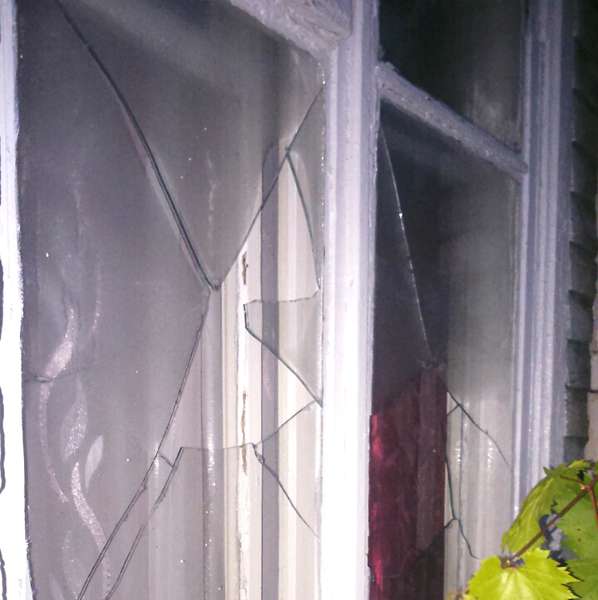 У Садові на Волині побили вікна в будинку священника УПЦ (МП)
