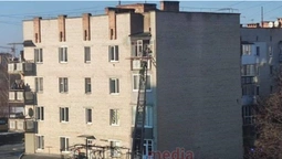 Евакуювали через вікно дітей: у Ковелі горить квартира (фото)