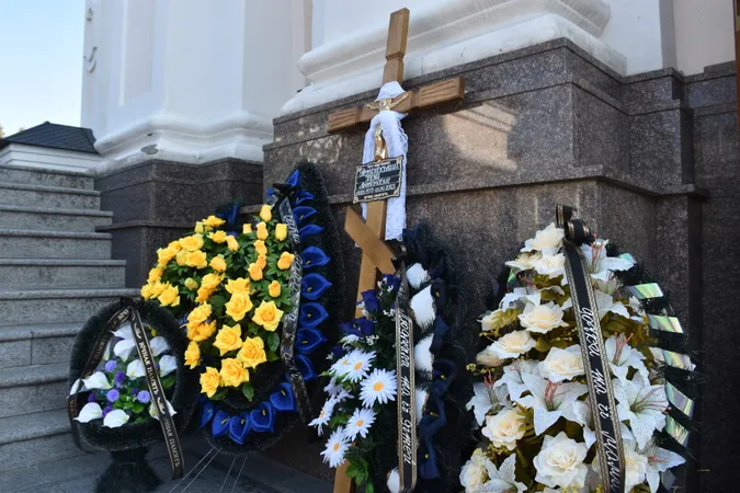 У Луцьку попрощалися із загиблим у Миколаєві Юрієм Петровським (фото)