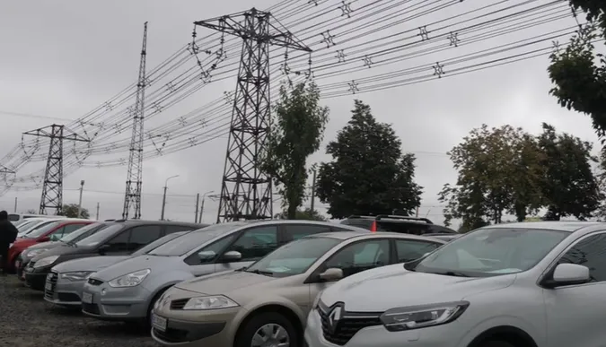 У пошуках сімейного автомобіля: що коїться на луцькому автобазарі (відео)