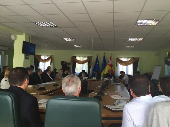 У Луцьку говорили про сімейну політику
