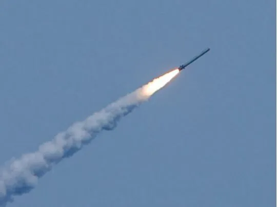 У Дніпрі пролунало близько десяти вибухів