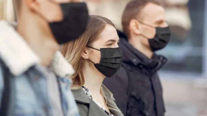COVID-19: за добу виявили майже 700 випадків захворювання