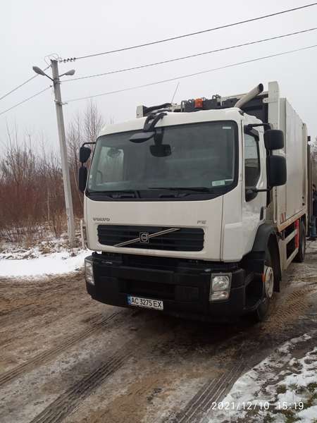 Шацька громада купила новий сміттєвоз вартістю 1,5 млн гривень (фото)