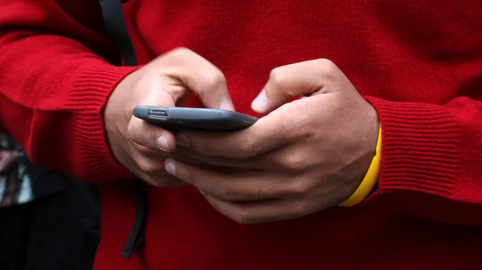 Viber, Telegram, WhatsApp: Волинська єпархія «пішла» в месенджери