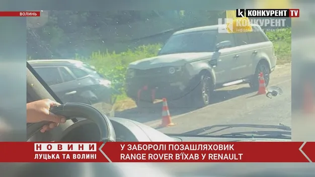 Водій джипа «завтикав»: деталі аварії на виїзді з Луцька (відео)