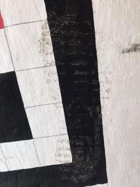 На в’їзді до Ківерців вандали понівечили зупинку (фото)