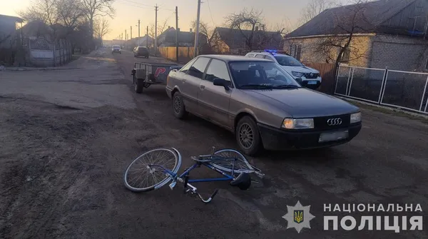 У Ратному 65-річну велосипедистку збив автомобіль (фото)