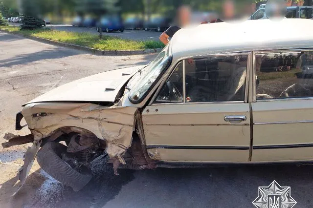 У Луцьку не поділили дорогу ВАЗ та «німець»