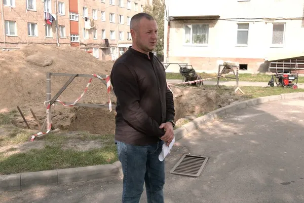 У Луцьку на трьох ділянках  ремотують тепломережі (фото, відео)